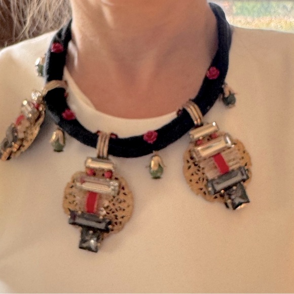 RARE Holst Lee Women’s Statement Necklace - Picture 4 of 7